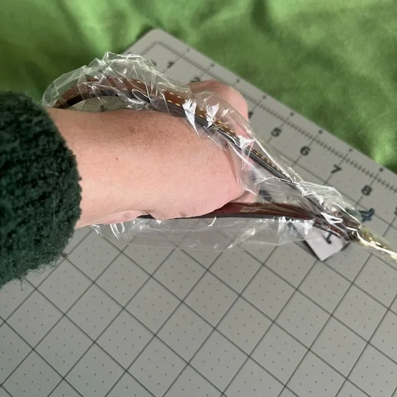 New. D & B Wristle (brown) - Picture 12 of 12